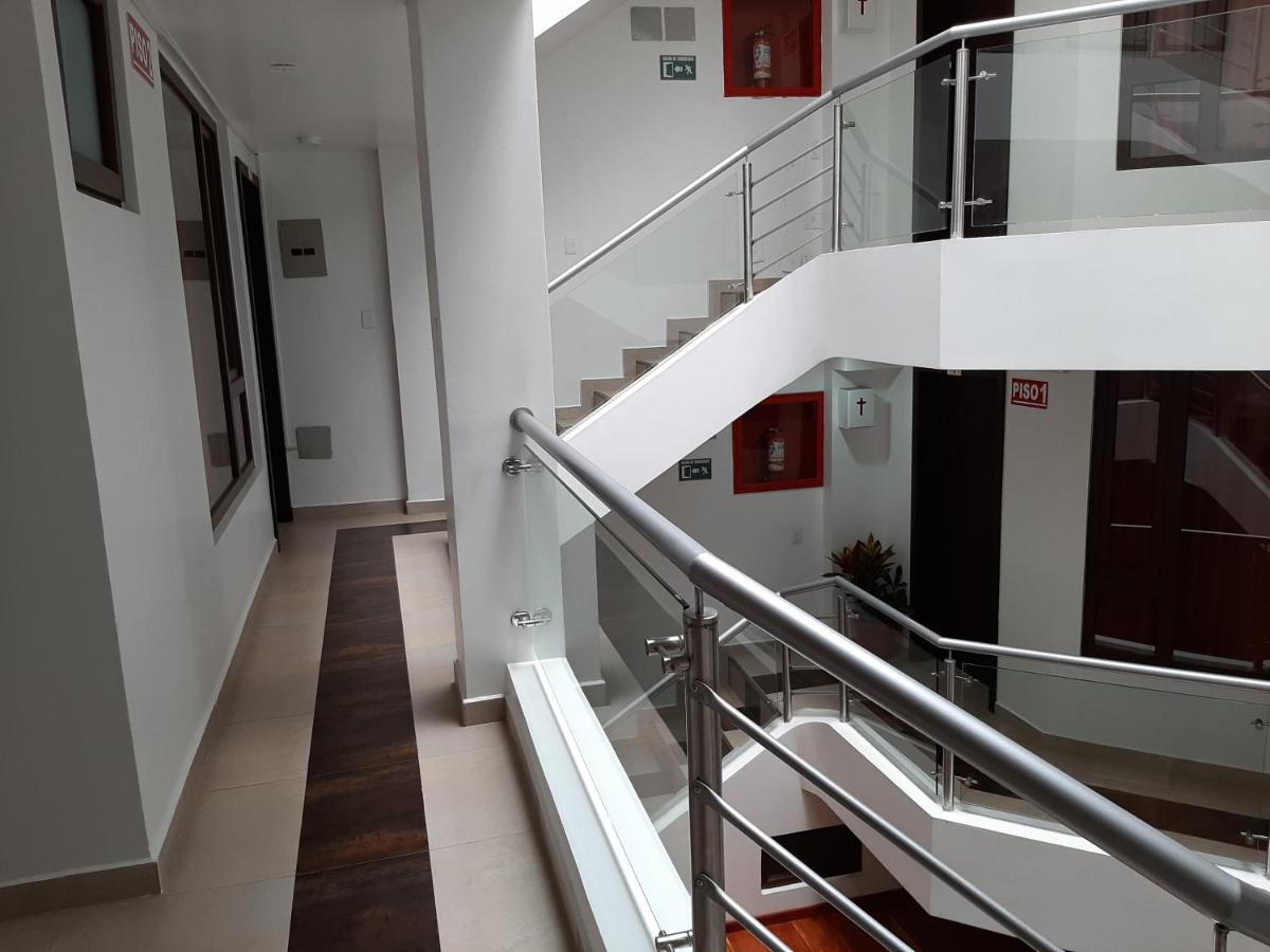 Hostal Paukar Отавало Екстериор снимка