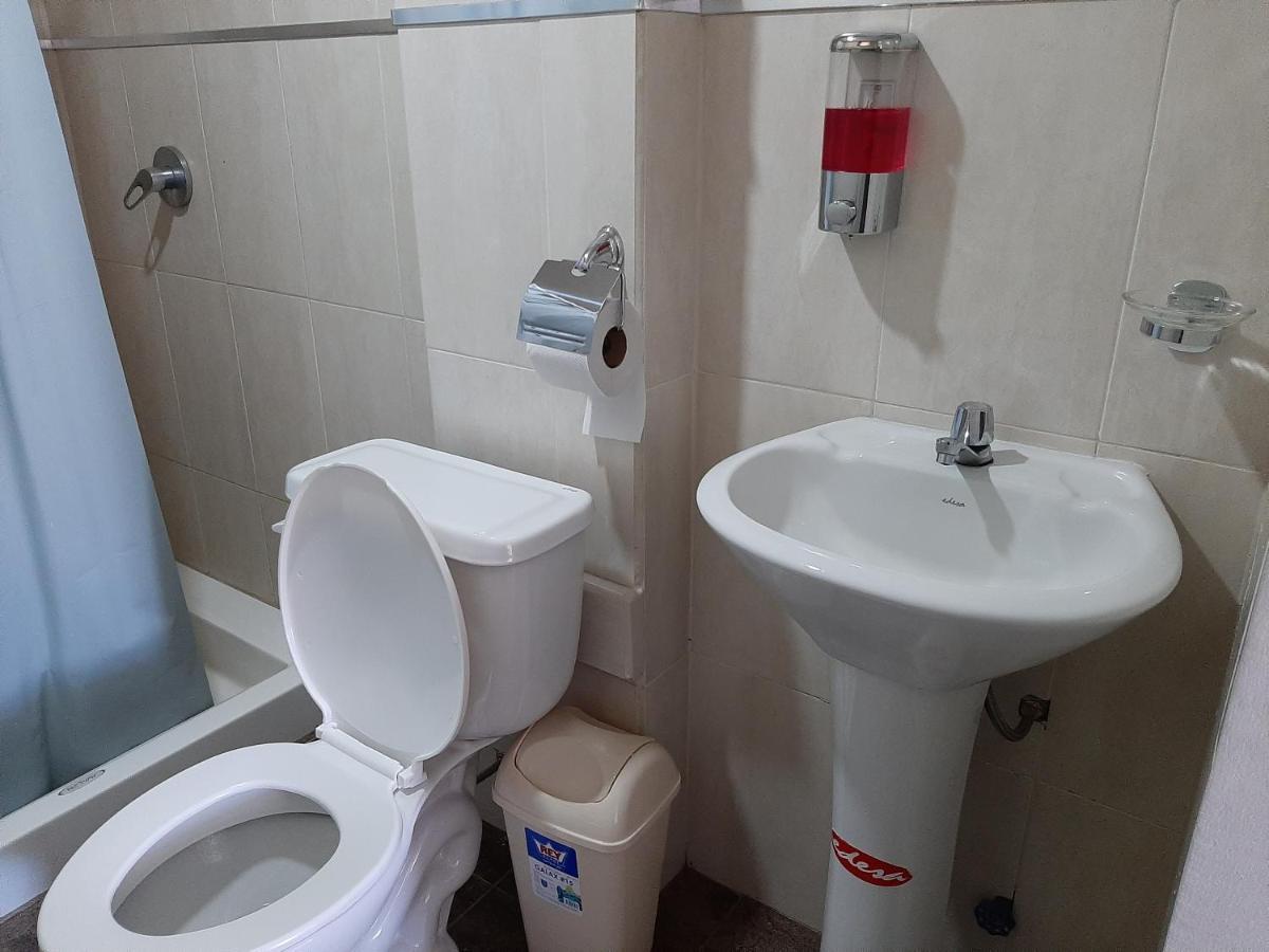 Hostal Paukar Отавало Екстериор снимка